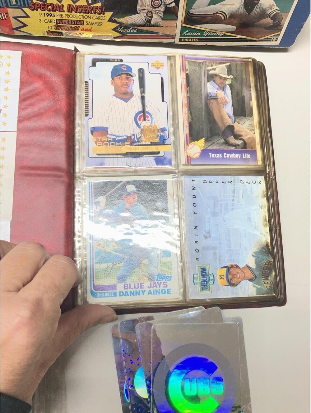 Random Lot Of Baseball Cards (90% Baseball 10% Other) - Picture 6 of 11